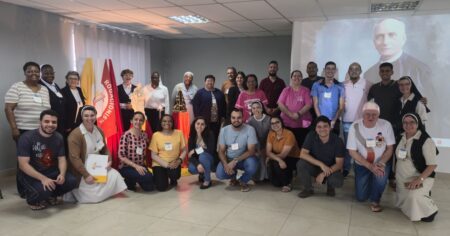 Representantes da Rede MAGIS Brasil no 41º Encontro Rogate refletem sobre juventude e projeto de vida.