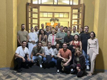 Peregrinos iniciam peregrinação inaciana em São Leopoldo