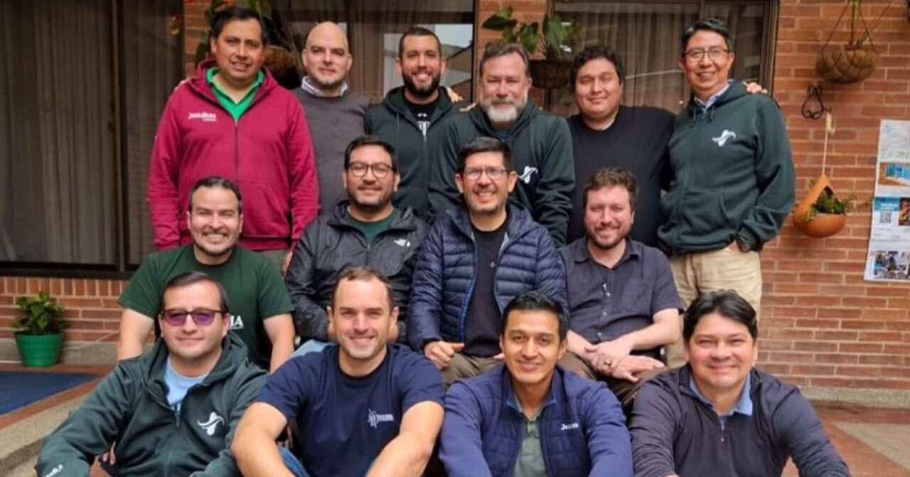 Delegados jesuítas reunidos em Bogotá durante etapa sobre promoção vocacional da Reunião Anual da CPAL